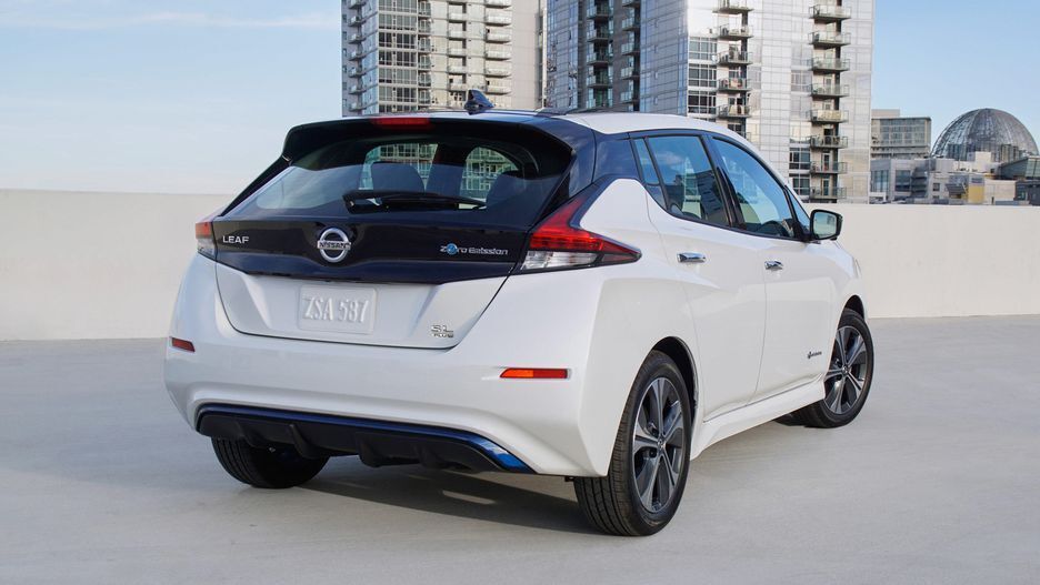 2020 nissan leaf deals plus